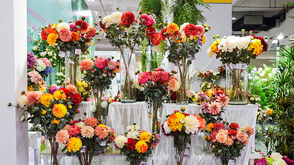 6 The Role of Artificial Flowers in Creating a Relaxing Spa Environment-01.jpg 